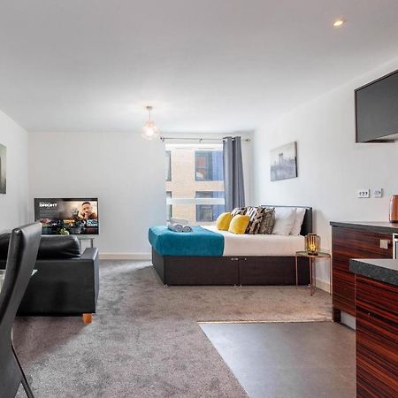 Studio Apartment - City Centre - Broad Street - Brindley Place - Wifi - Netflix - Smart Tv Birmingham Eksteriør billede